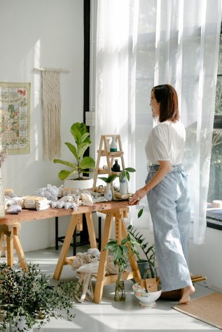 The Benefits of Hiring a Professional Interior Designer