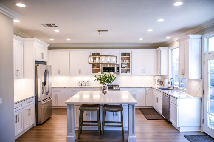 The Impact of Custom Cabinetry in Home Design